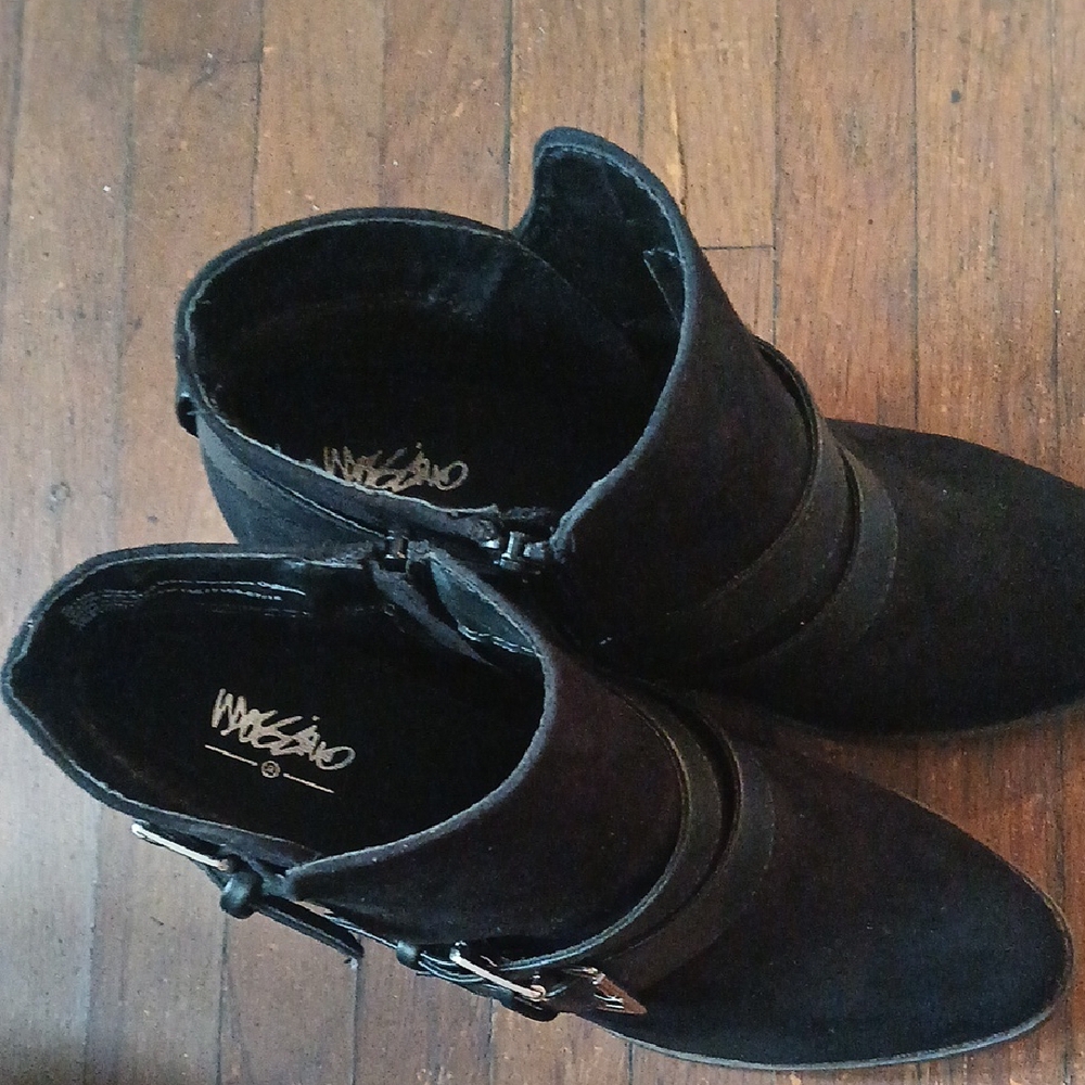 Mossimo Supply Co Black Heeled Boots with Buckle Straps - Picture 6 of 8